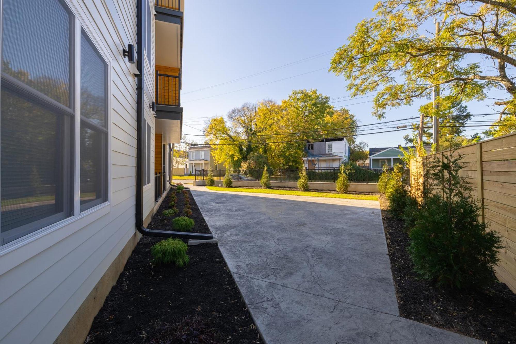 Tourist Home Of Richmond - Church Hill North Apt03 Bagian luar foto
